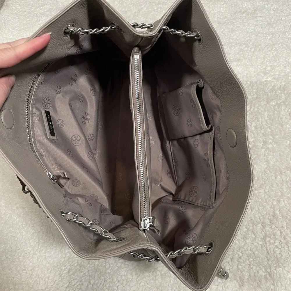 Tory Burch Britten Triple Compartment Tote Bag French Gray Pebbled Leather Chain